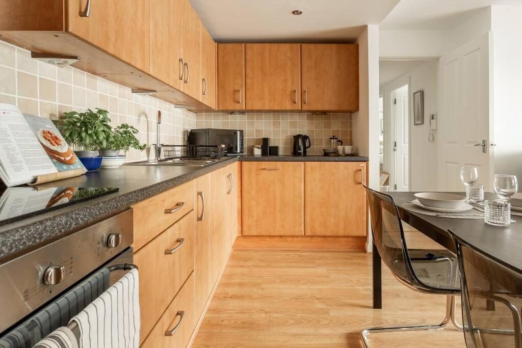 דאנדי Lux Waterfront 2 Bed Apt, V&A 10Min Walk, St Andrew'S Golf 25Min Drive מראה חיצוני תמונה